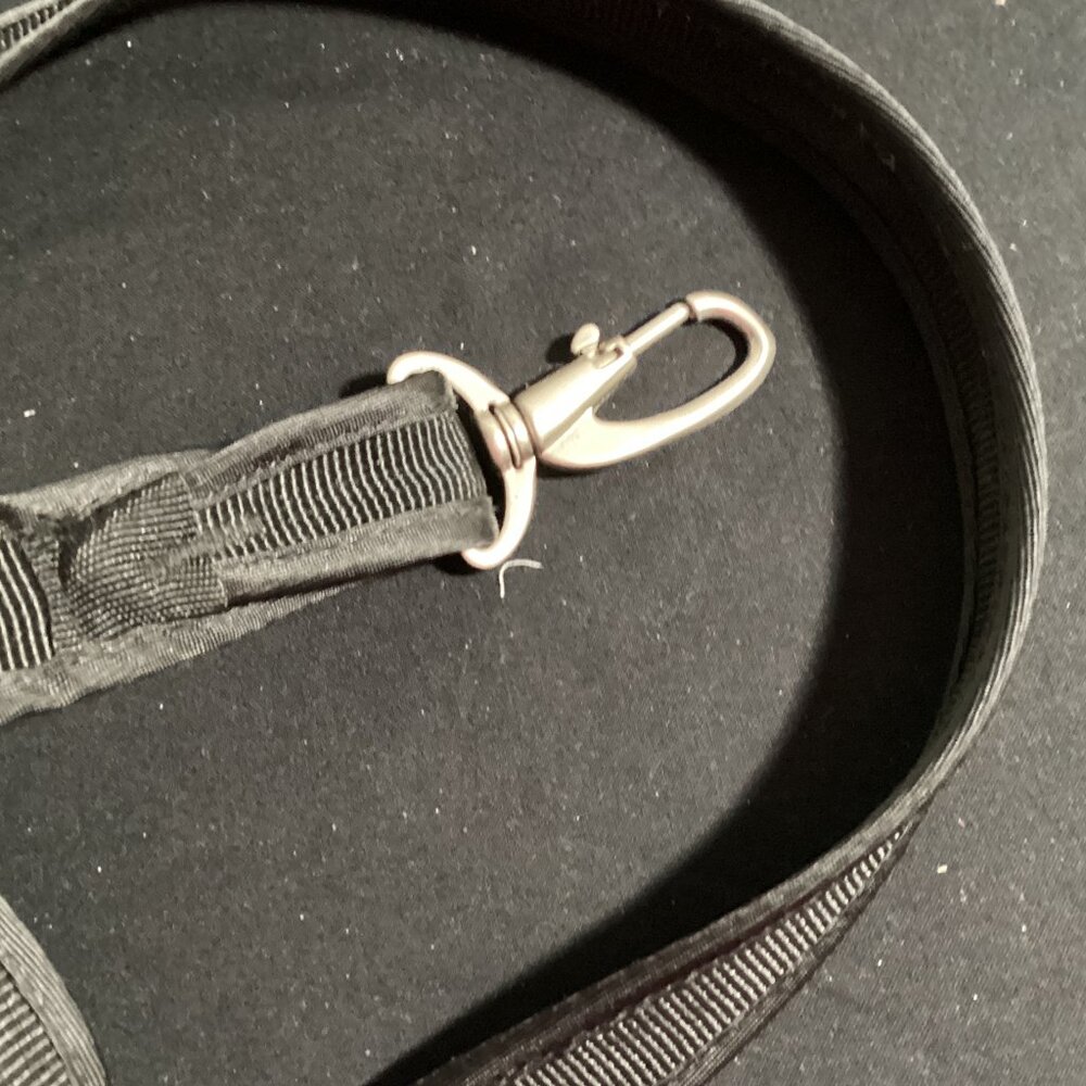 Magellan's travel bag w/locks - Picture 6 of 11